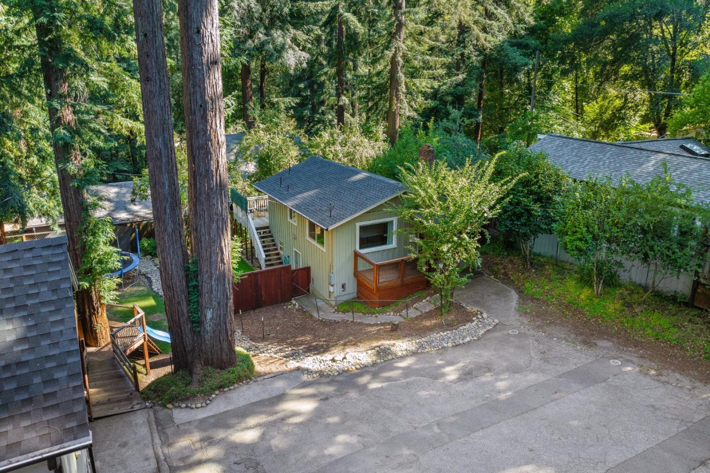 Detail Gallery Image 52 of 66 For 13896 Bear Creek Rd, Boulder Creek,  CA 95006 - 3 Beds | 2 Baths