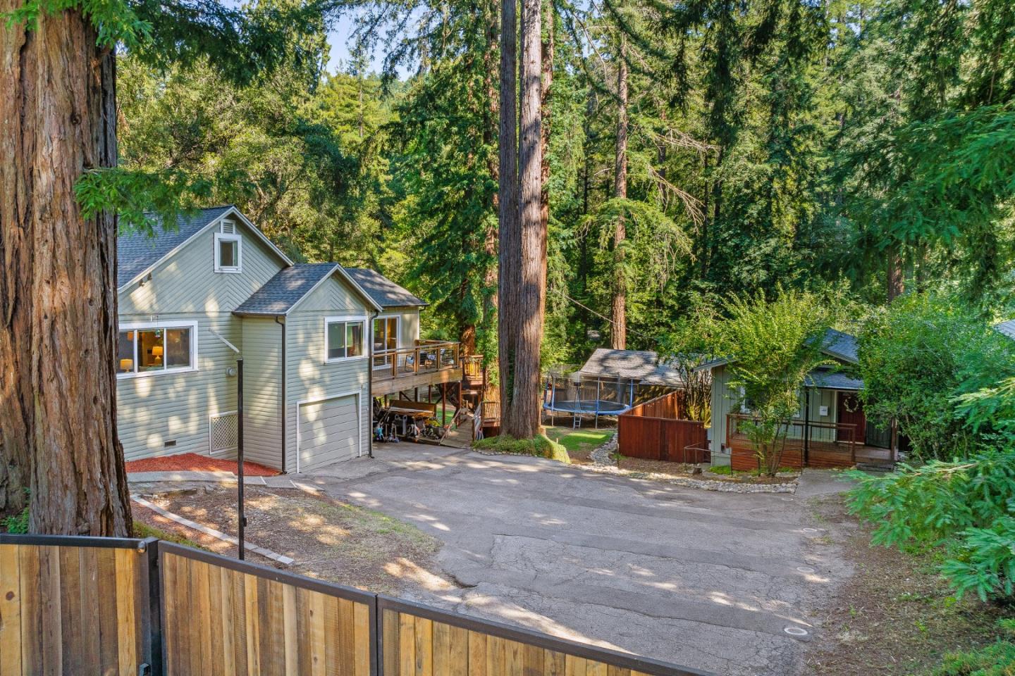 Detail Gallery Image 53 of 66 For 13896 Bear Creek Rd, Boulder Creek,  CA 95006 - 3 Beds | 2 Baths