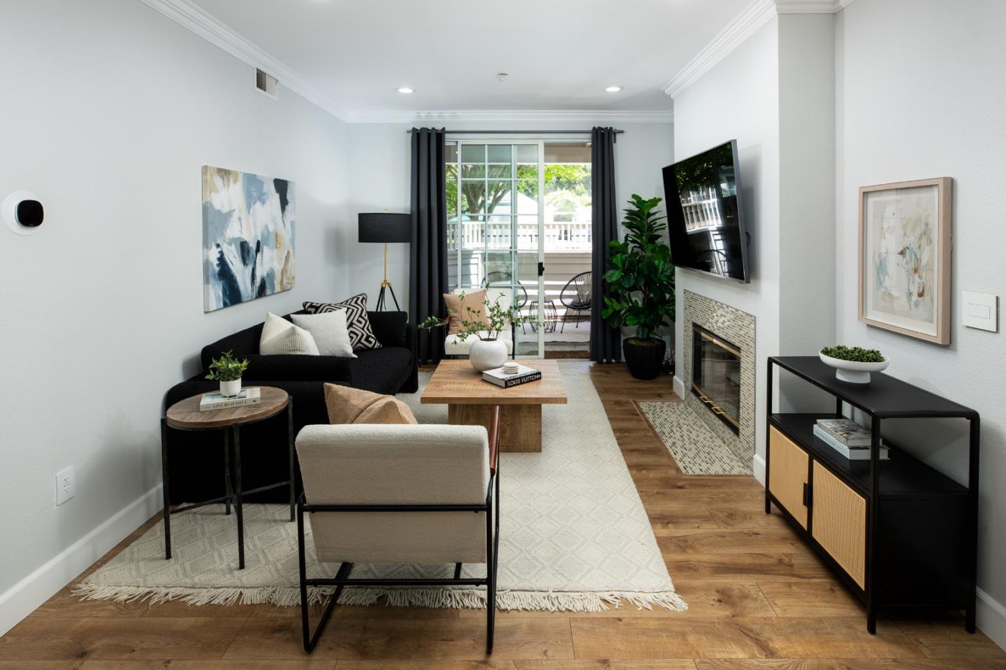 Detail Gallery Image 3 of 21 For 607 Arcadia Ter #102,  Sunnyvale,  CA 94085 - 1 Beds | 1 Baths