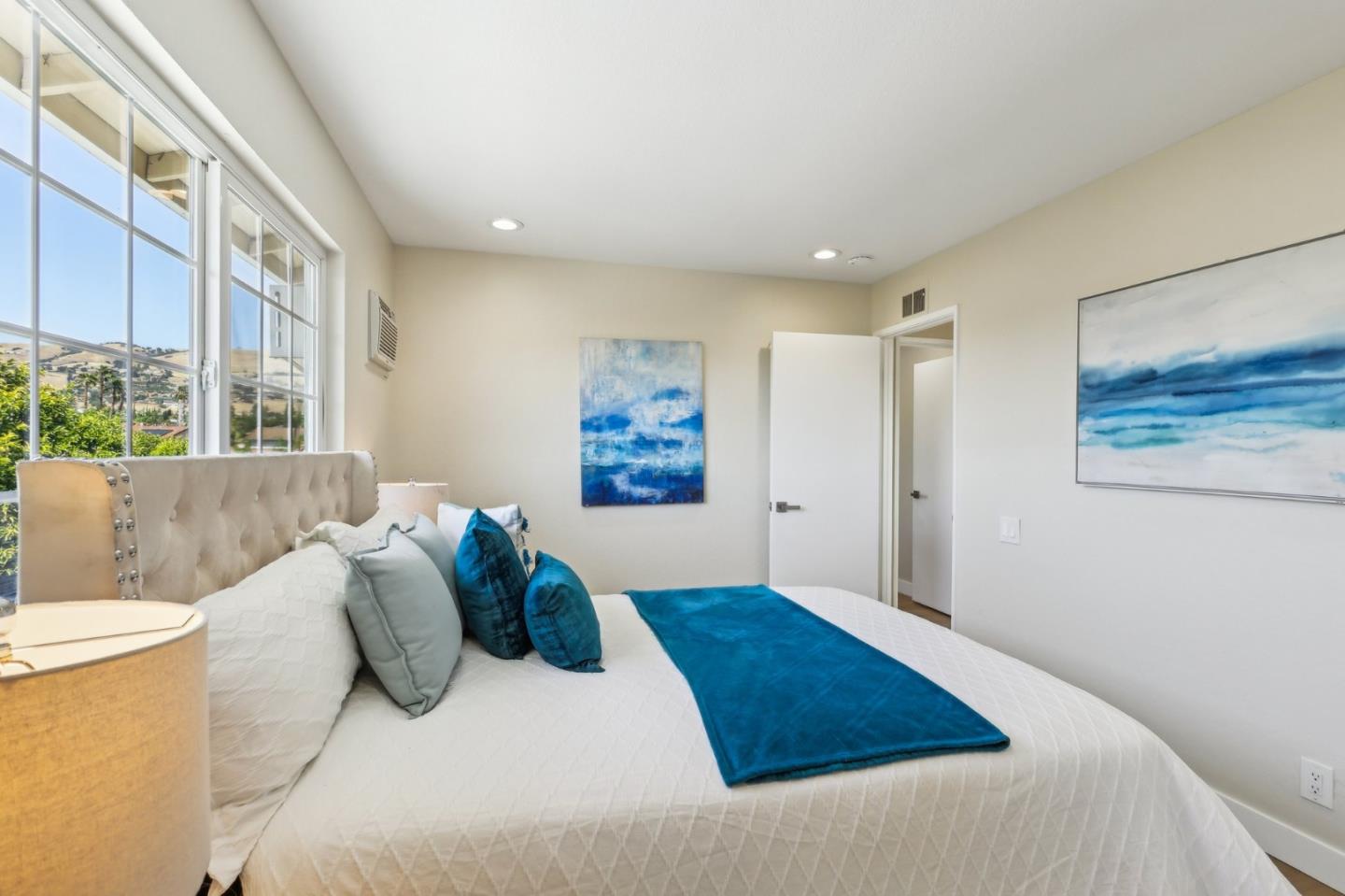 Detail Gallery Image 17 of 61 For 3065 Centerwood Way, San Jose,  CA 95148 - 4 Beds | 2/1 Baths
