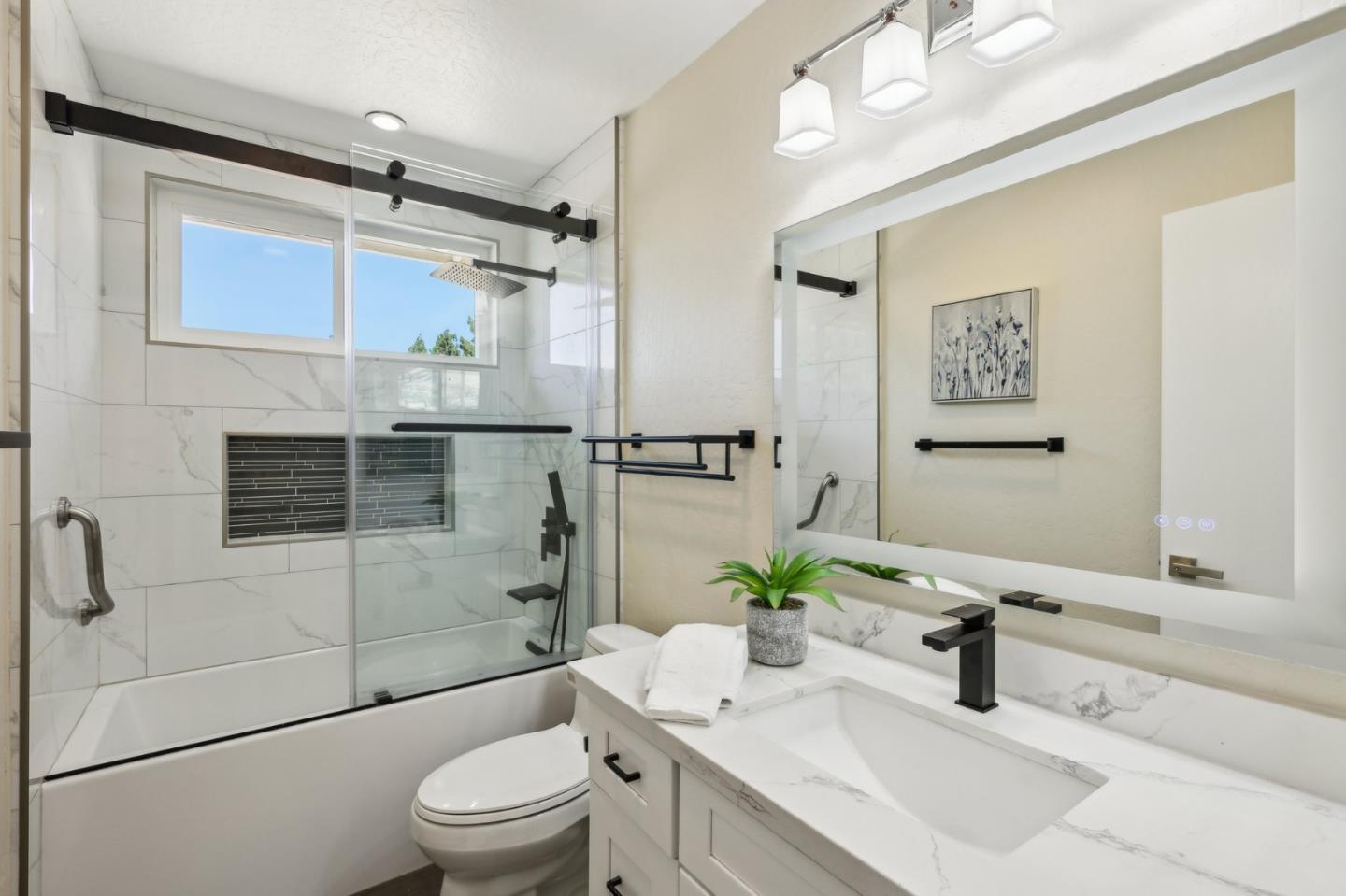 Detail Gallery Image 22 of 61 For 3065 Centerwood Way, San Jose,  CA 95148 - 4 Beds | 2/1 Baths