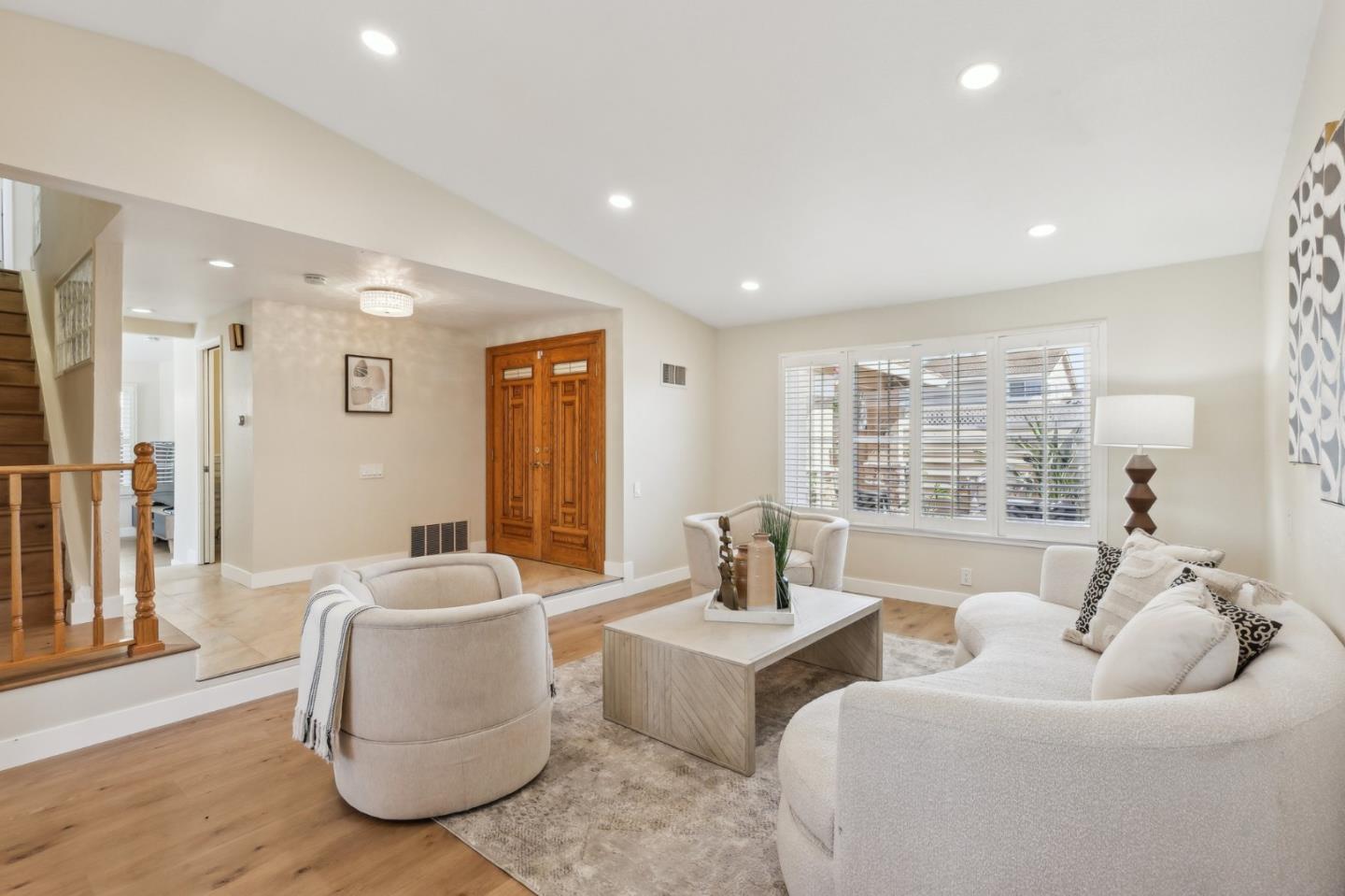 Detail Gallery Image 4 of 61 For 3065 Centerwood Way, San Jose,  CA 95148 - 4 Beds | 2/1 Baths