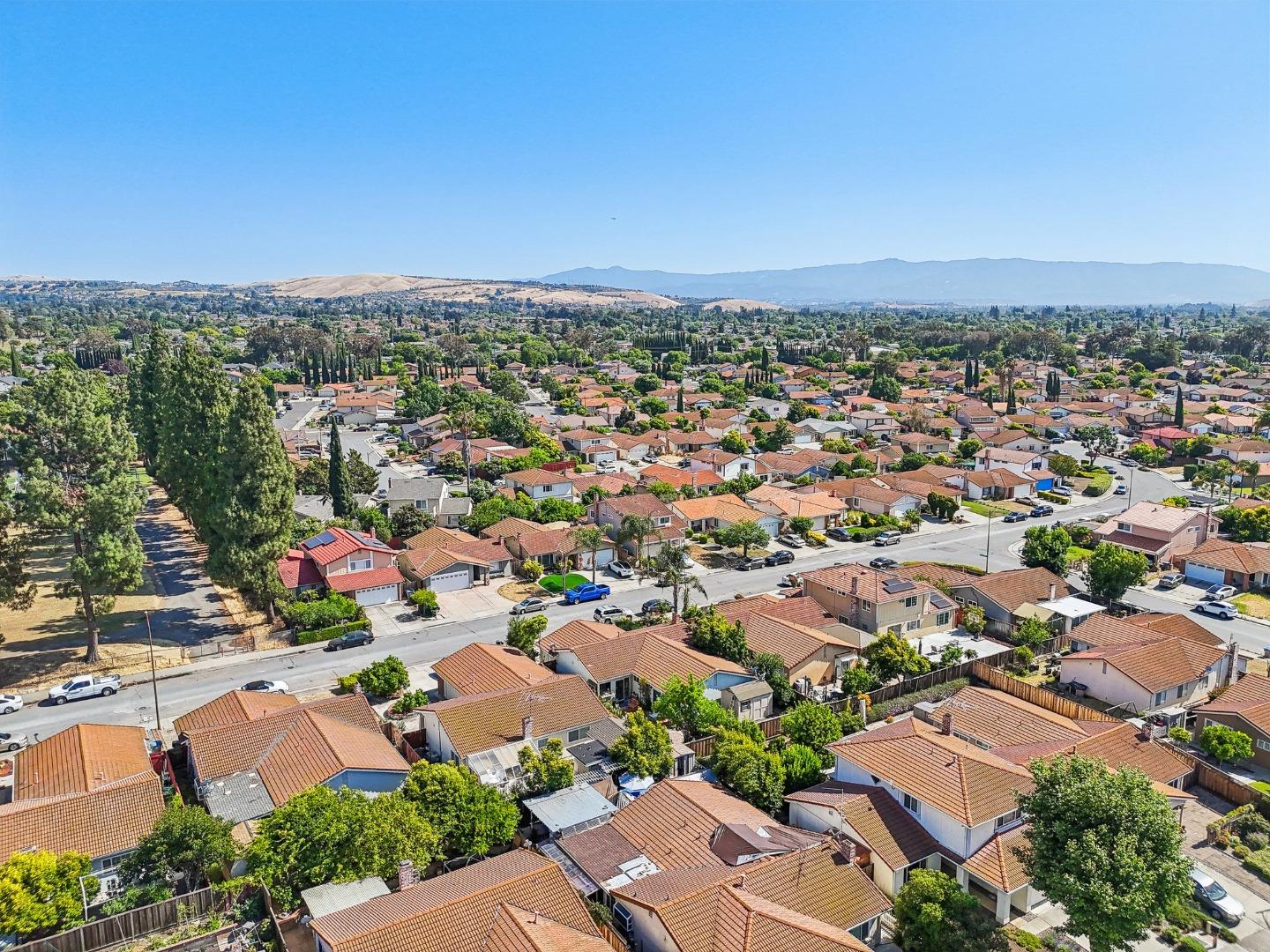 Detail Gallery Image 45 of 61 For 3065 Centerwood Way, San Jose,  CA 95148 - 4 Beds | 2/1 Baths