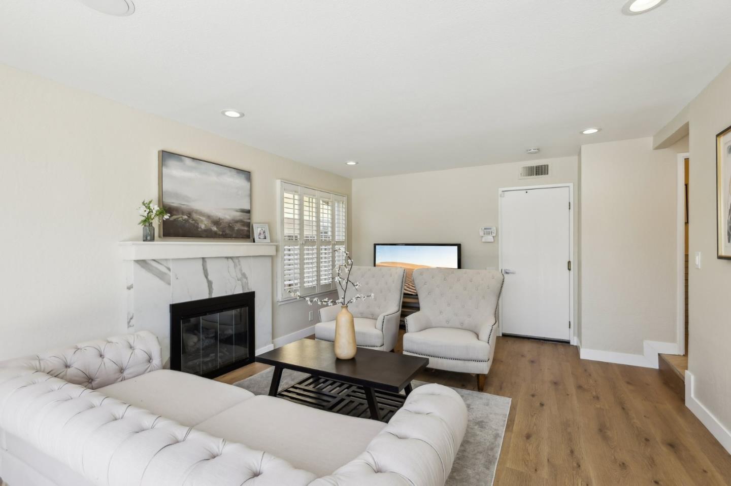 Detail Gallery Image 8 of 61 For 3065 Centerwood Way, San Jose,  CA 95148 - 4 Beds | 2/1 Baths