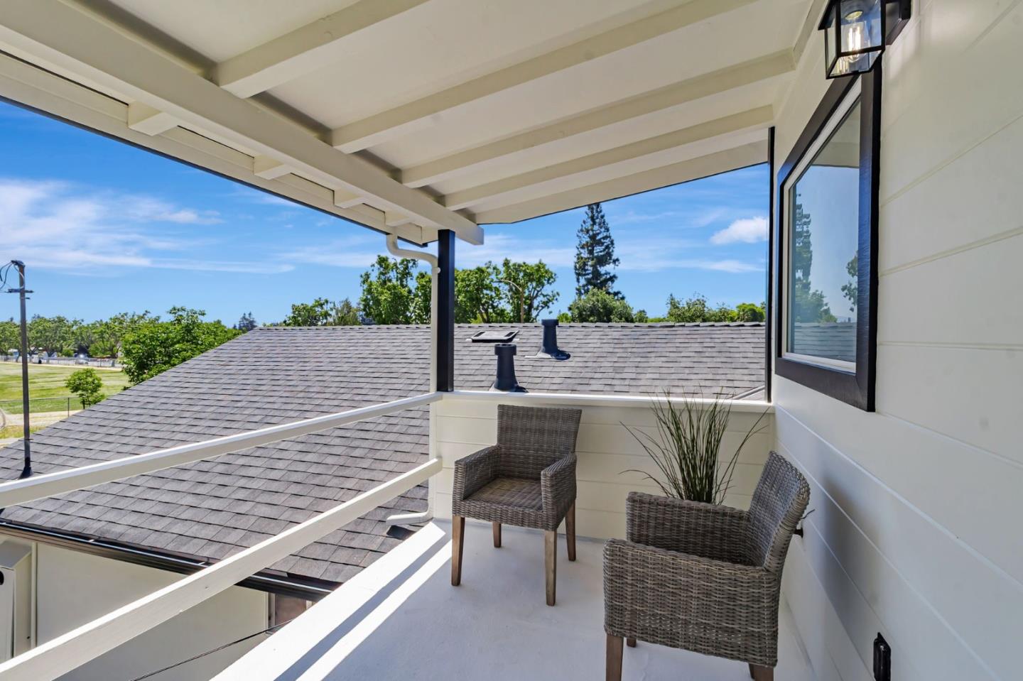 Detail Gallery Image 64 of 72 For 2698 Goodwin Ave, Redwood City,  CA 94061 - 4 Beds | 2 Baths