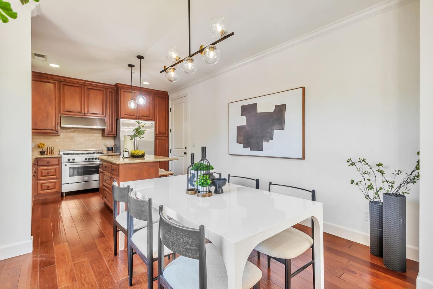 Detail Gallery Image 14 of 39 For 1601 Kentfield Ave, Redwood City,  CA 94061 - 3 Beds | 2/1 Baths