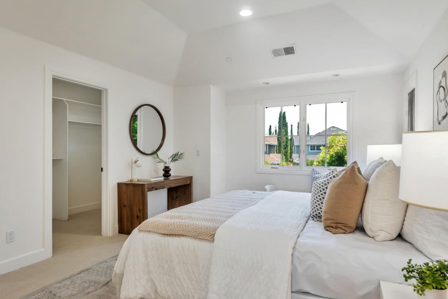 Detail Gallery Image 23 of 39 For 1601 Kentfield Ave, Redwood City,  CA 94061 - 3 Beds | 2/1 Baths
