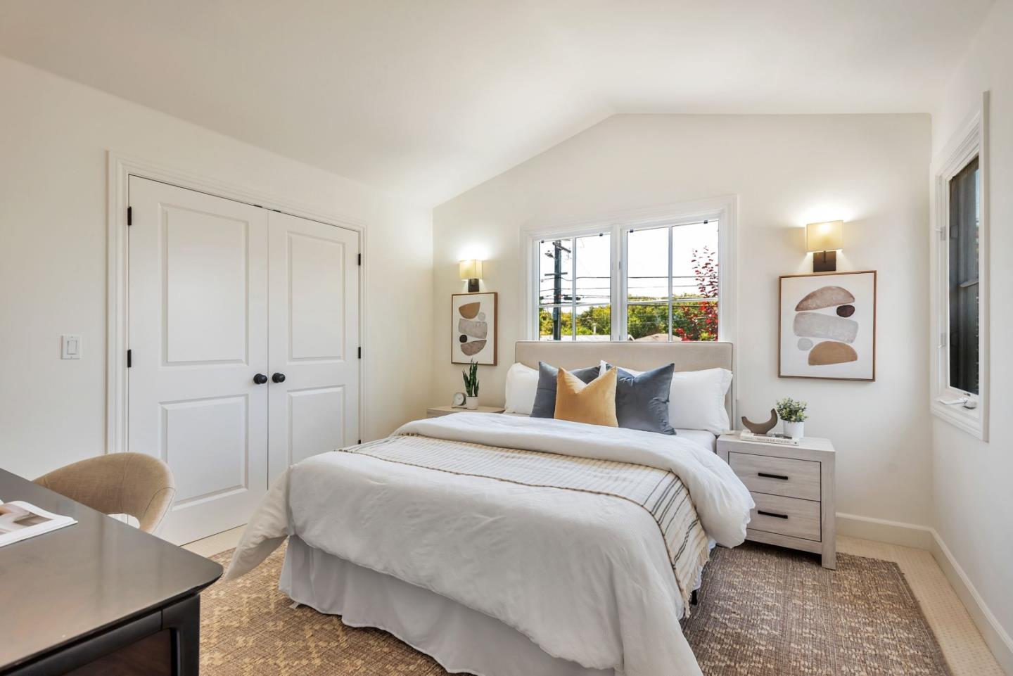 Detail Gallery Image 24 of 39 For 1601 Kentfield Ave, Redwood City,  CA 94061 - 3 Beds | 2/1 Baths