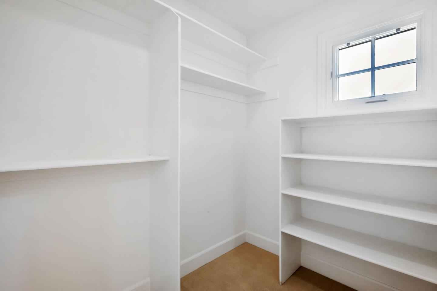 Detail Gallery Image 27 of 39 For 1601 Kentfield Ave, Redwood City,  CA 94061 - 3 Beds | 2/1 Baths