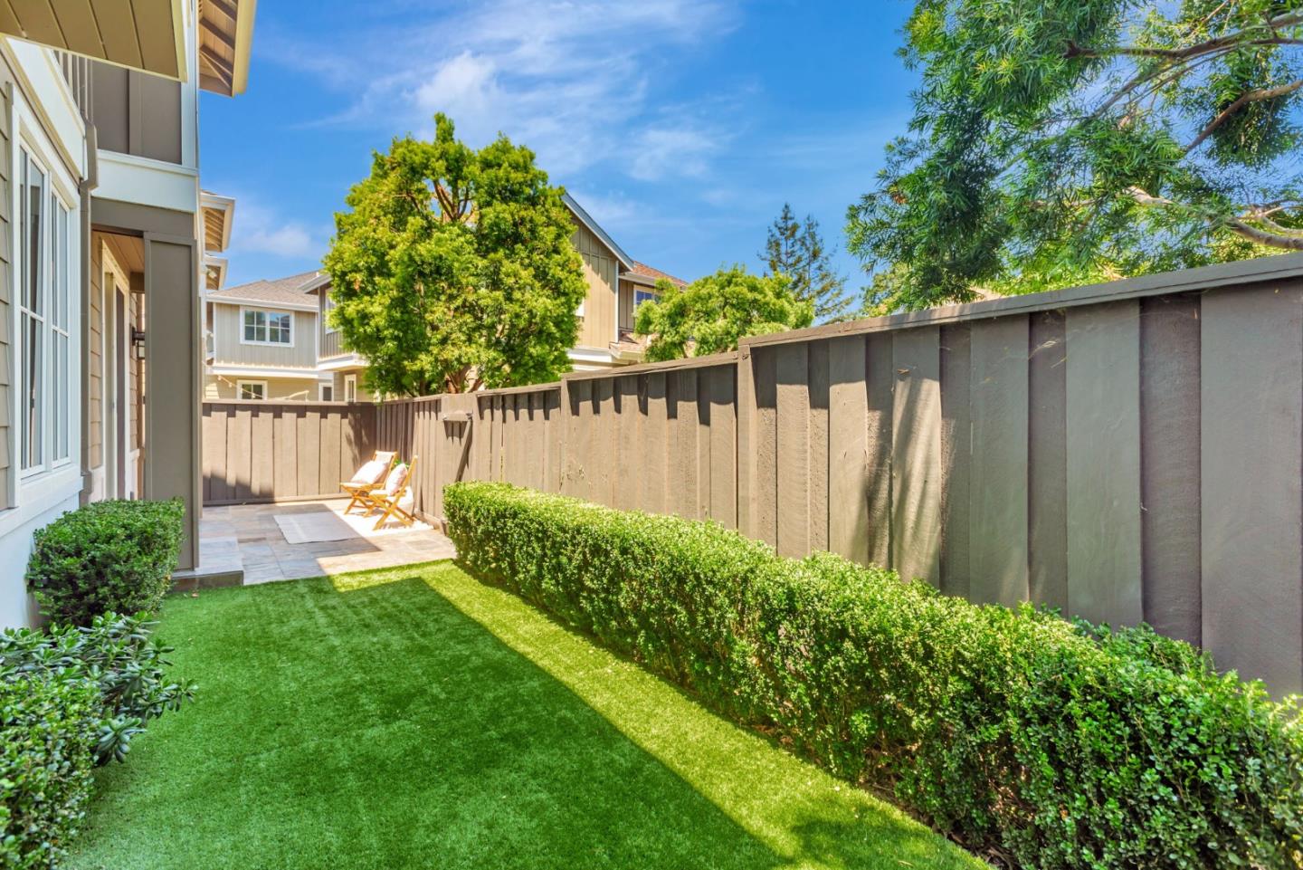Detail Gallery Image 37 of 39 For 1601 Kentfield Ave, Redwood City,  CA 94061 - 3 Beds | 2/1 Baths