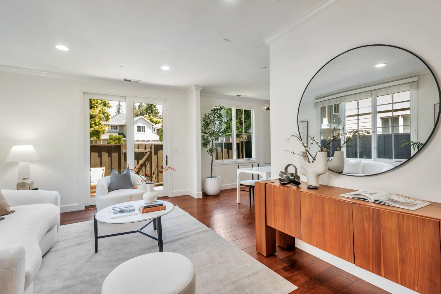 Detail Gallery Image 6 of 39 For 1601 Kentfield Ave, Redwood City,  CA 94061 - 3 Beds | 2/1 Baths
