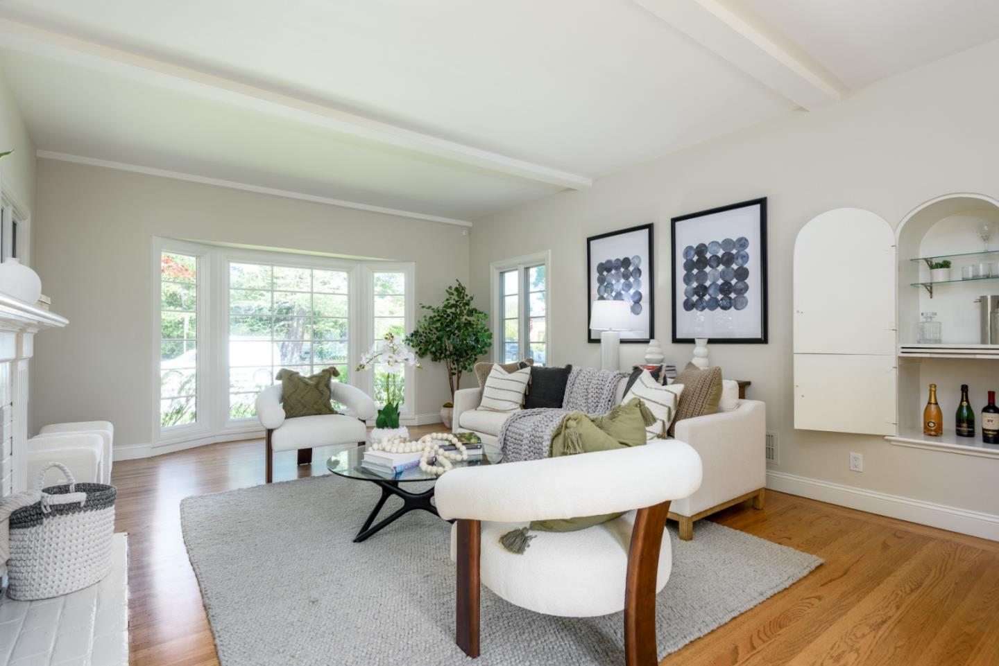 Detail Gallery Image 4 of 25 For 313 Seville Way, San Mateo,  CA 94402 - 3 Beds | 2 Baths