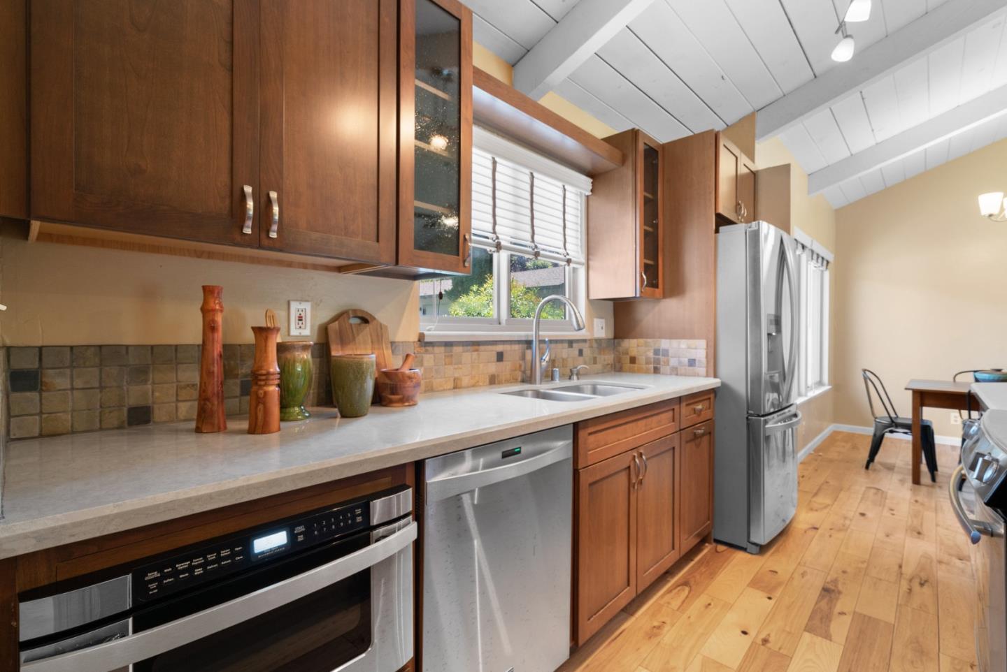 Detail Gallery Image 13 of 31 For 238 E Hilton Dr, Boulder Creek,  CA 95006 - 3 Beds | 2 Baths