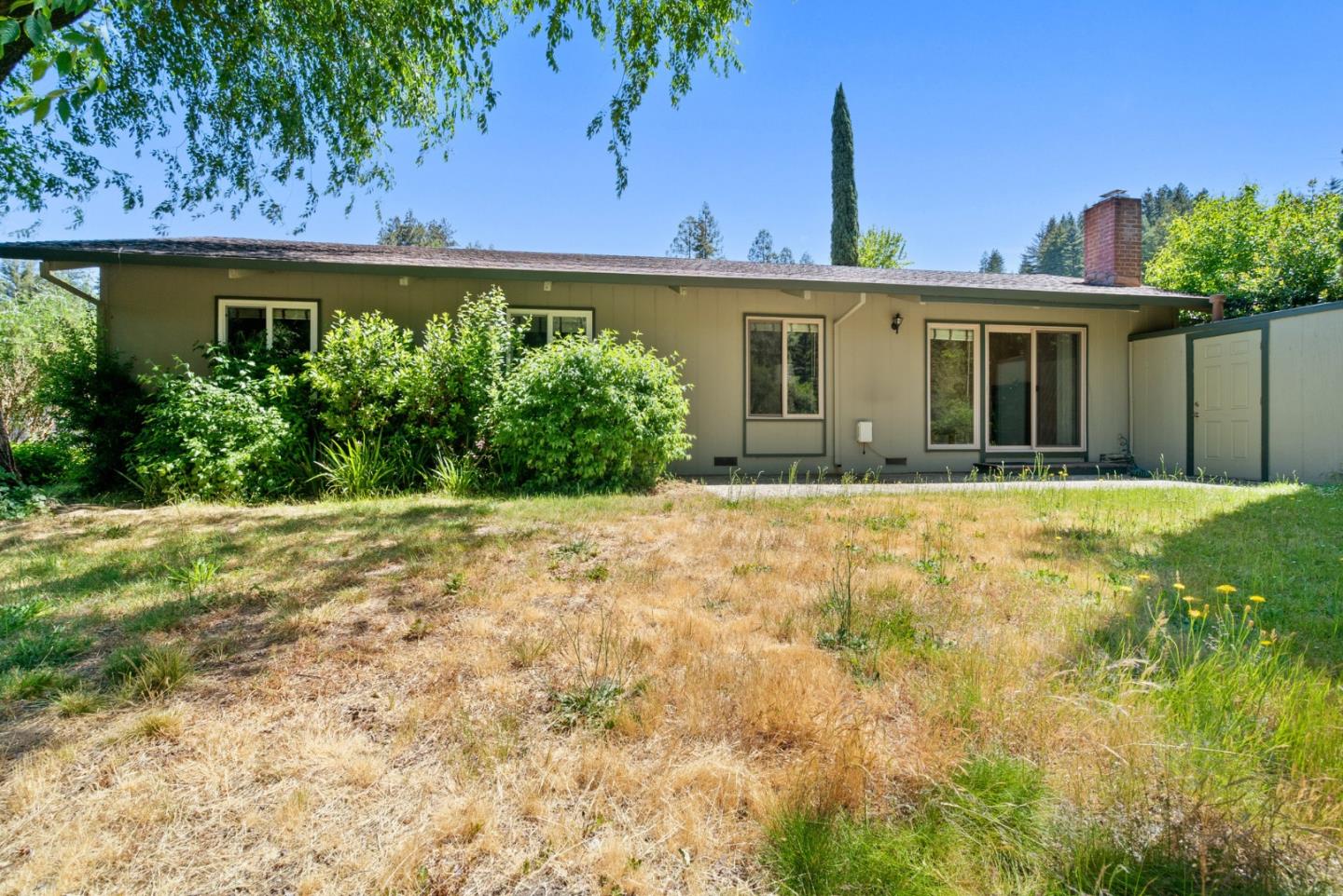 Detail Gallery Image 3 of 31 For 238 E Hilton Dr, Boulder Creek,  CA 95006 - 3 Beds | 2 Baths