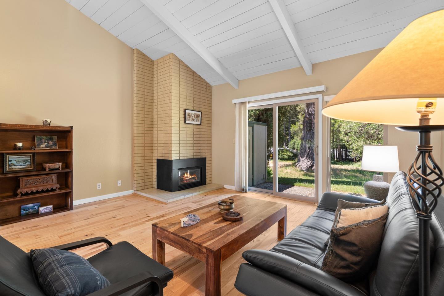 Detail Gallery Image 5 of 31 For 238 E Hilton Dr, Boulder Creek,  CA 95006 - 3 Beds | 2 Baths