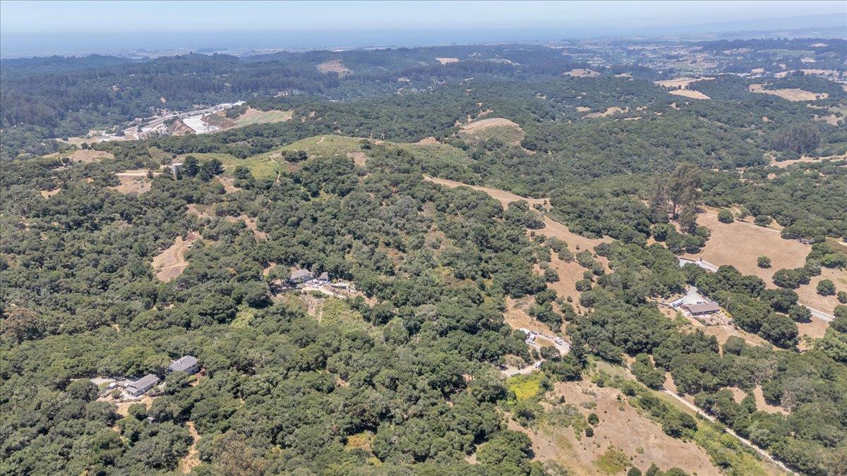 Detail Gallery Image 26 of 39 For 170 Dunbarton Rd, Aromas,  CA 95004 - 3 Beds | 2 Baths
