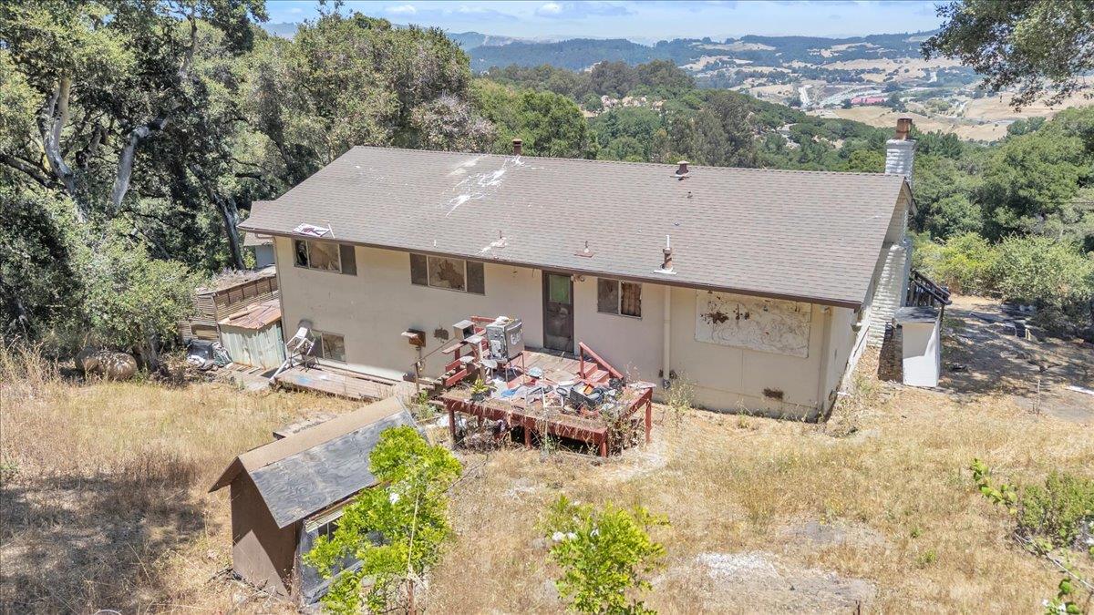 Detail Gallery Image 3 of 39 For 170 Dunbarton Rd, Aromas,  CA 95004 - 3 Beds | 2 Baths