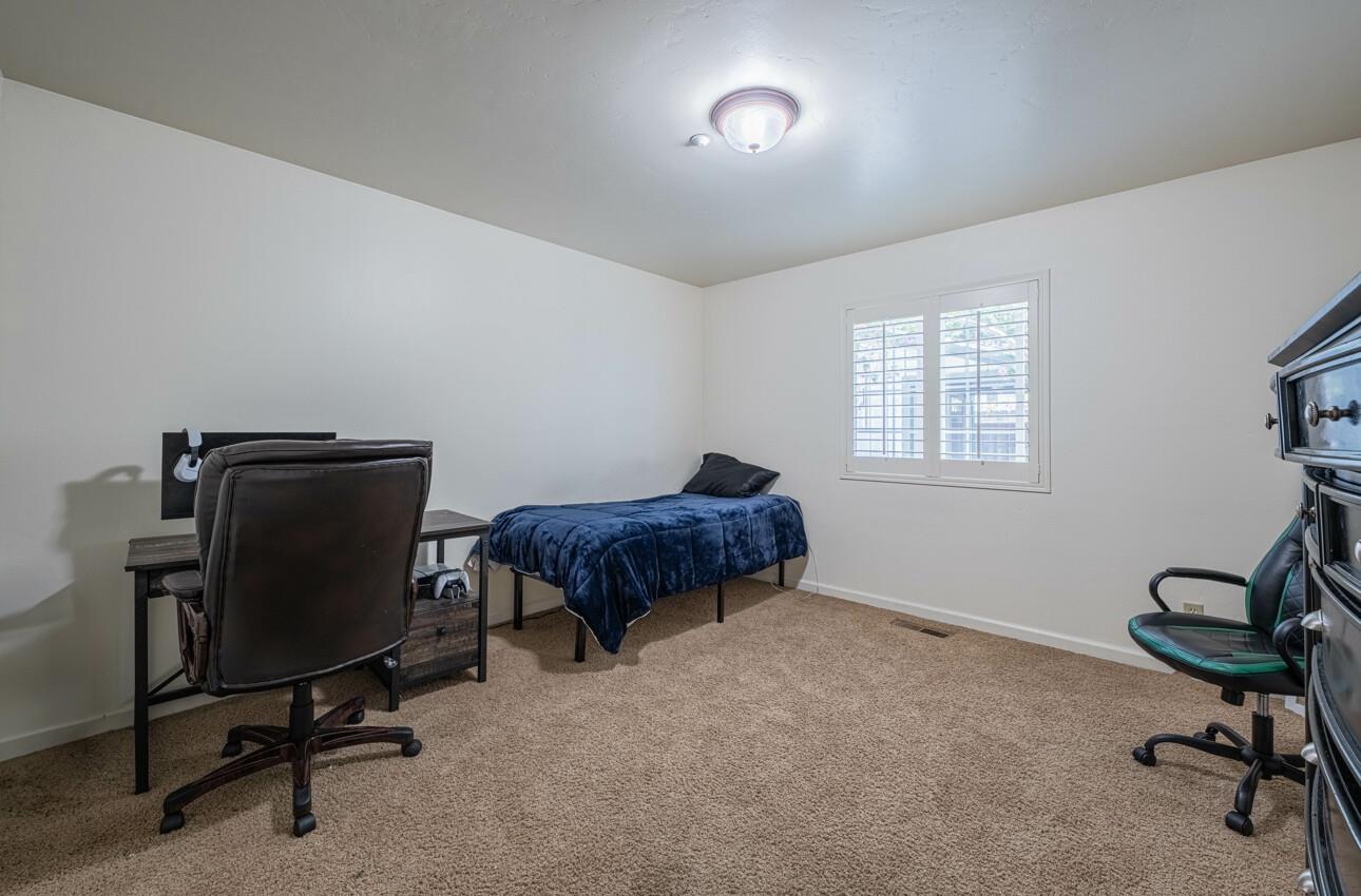 Detail Gallery Image 16 of 41 For 3145 Marina Dr, Marina,  CA 93933 - 4 Beds | 3 Baths