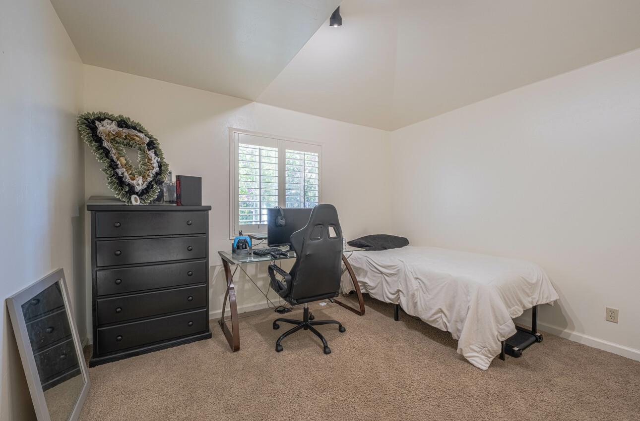 Detail Gallery Image 18 of 41 For 3145 Marina Dr, Marina,  CA 93933 - 4 Beds | 3 Baths