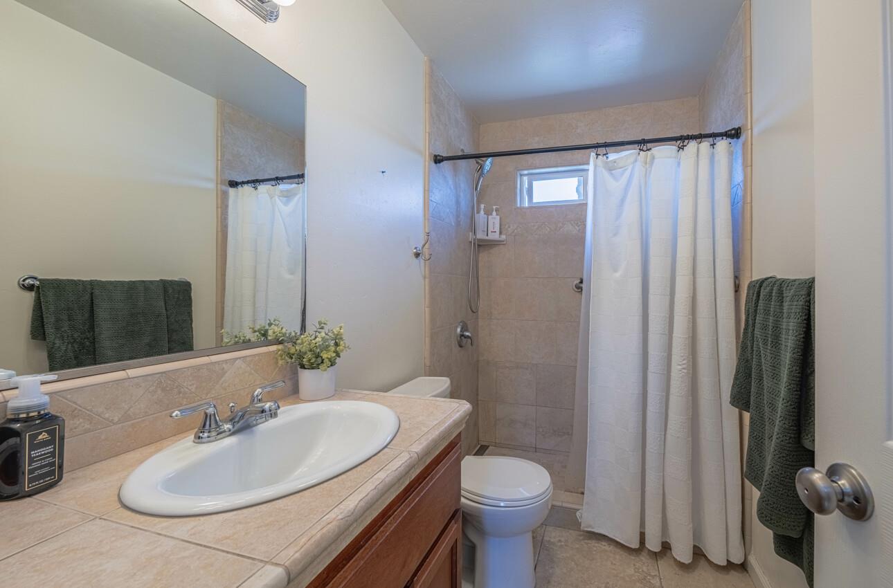 Detail Gallery Image 20 of 41 For 3145 Marina Dr, Marina,  CA 93933 - 4 Beds | 3 Baths