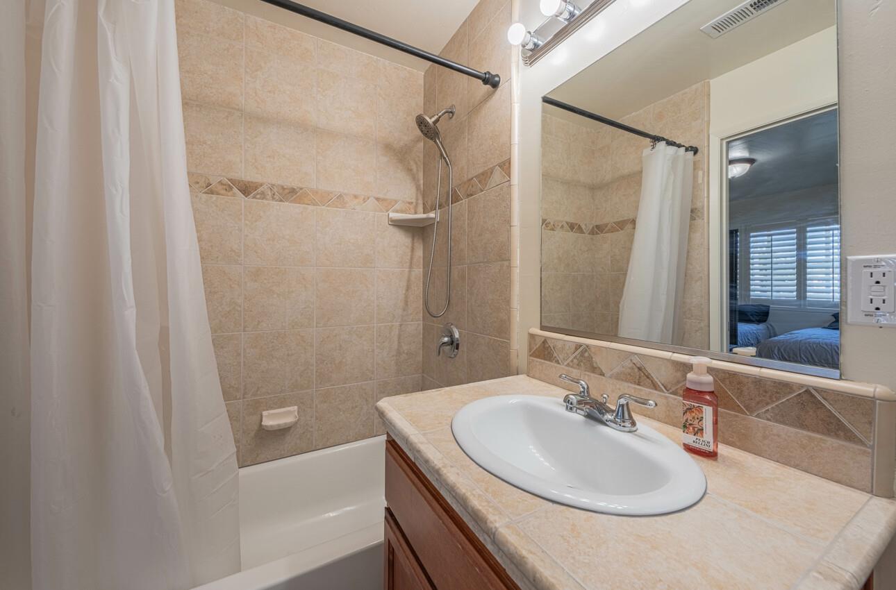 Detail Gallery Image 33 of 41 For 3145 Marina Dr, Marina,  CA 93933 - 4 Beds | 3 Baths