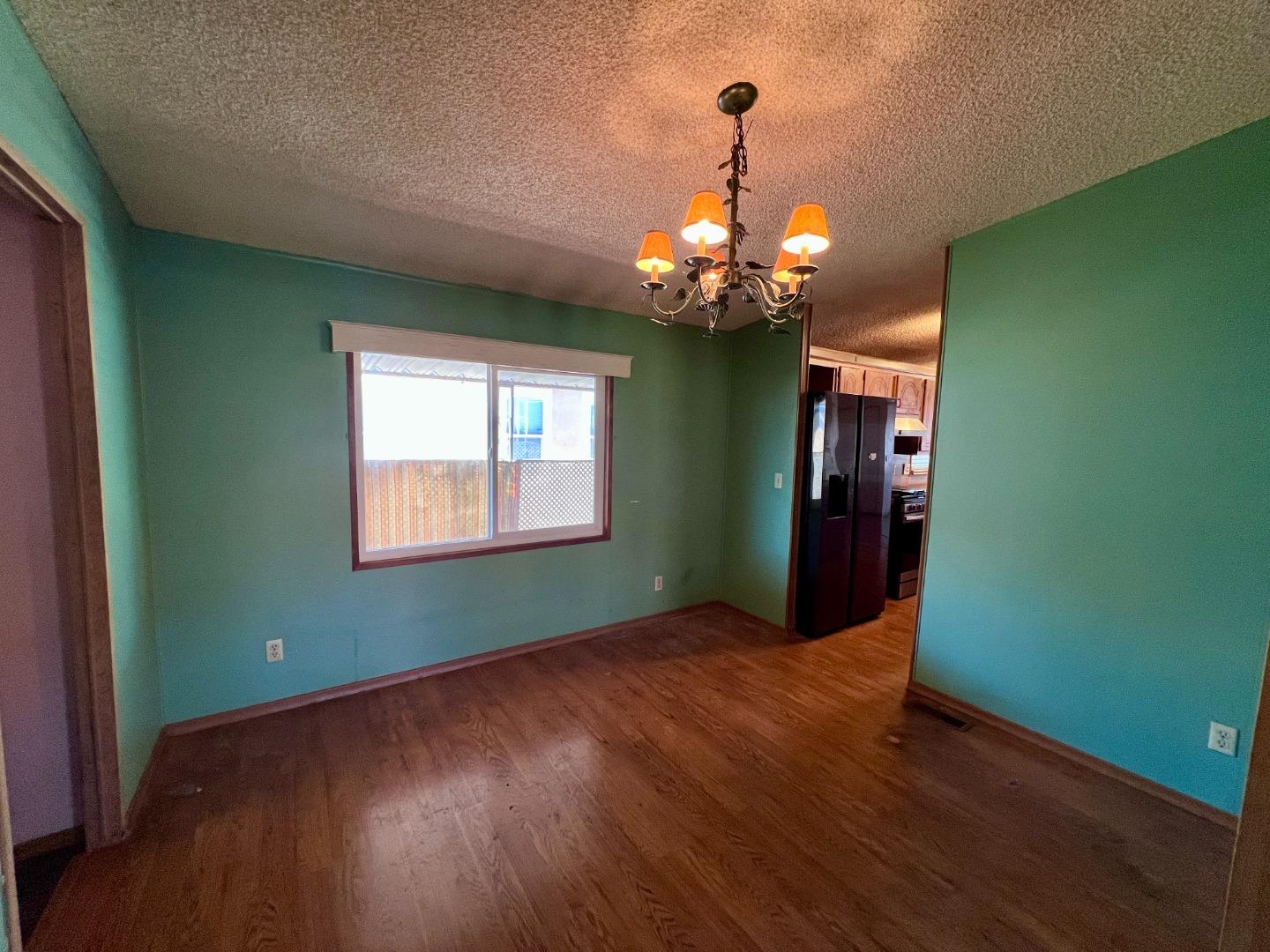 Detail Gallery Image 12 of 20 For 20 Russell Rd #36,  Salinas,  CA 93906 - 3 Beds | 2 Baths