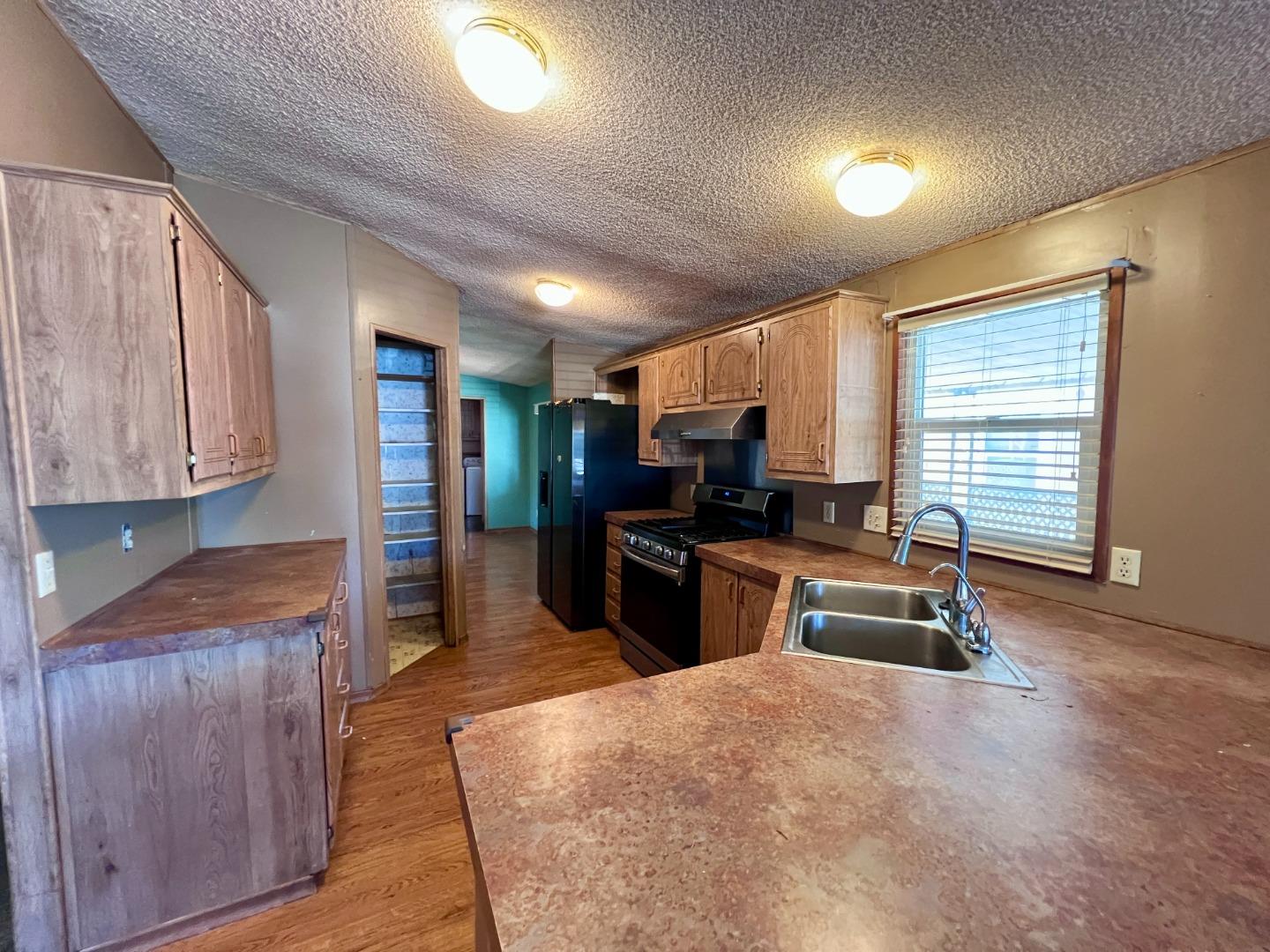 Detail Gallery Image 16 of 20 For 20 Russell Rd #36,  Salinas,  CA 93906 - 3 Beds | 2 Baths