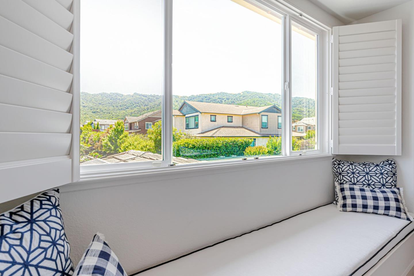 Detail Gallery Image 22 of 44 For 1188 Viognier Way, Gilroy,  CA 95020 - 4 Beds | 3 Baths