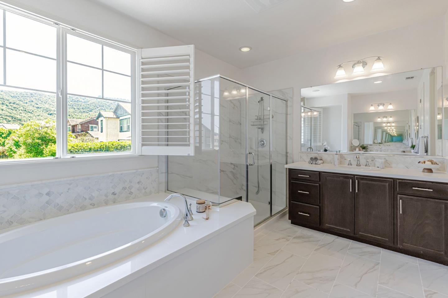 Detail Gallery Image 24 of 44 For 1188 Viognier Way, Gilroy,  CA 95020 - 4 Beds | 3 Baths