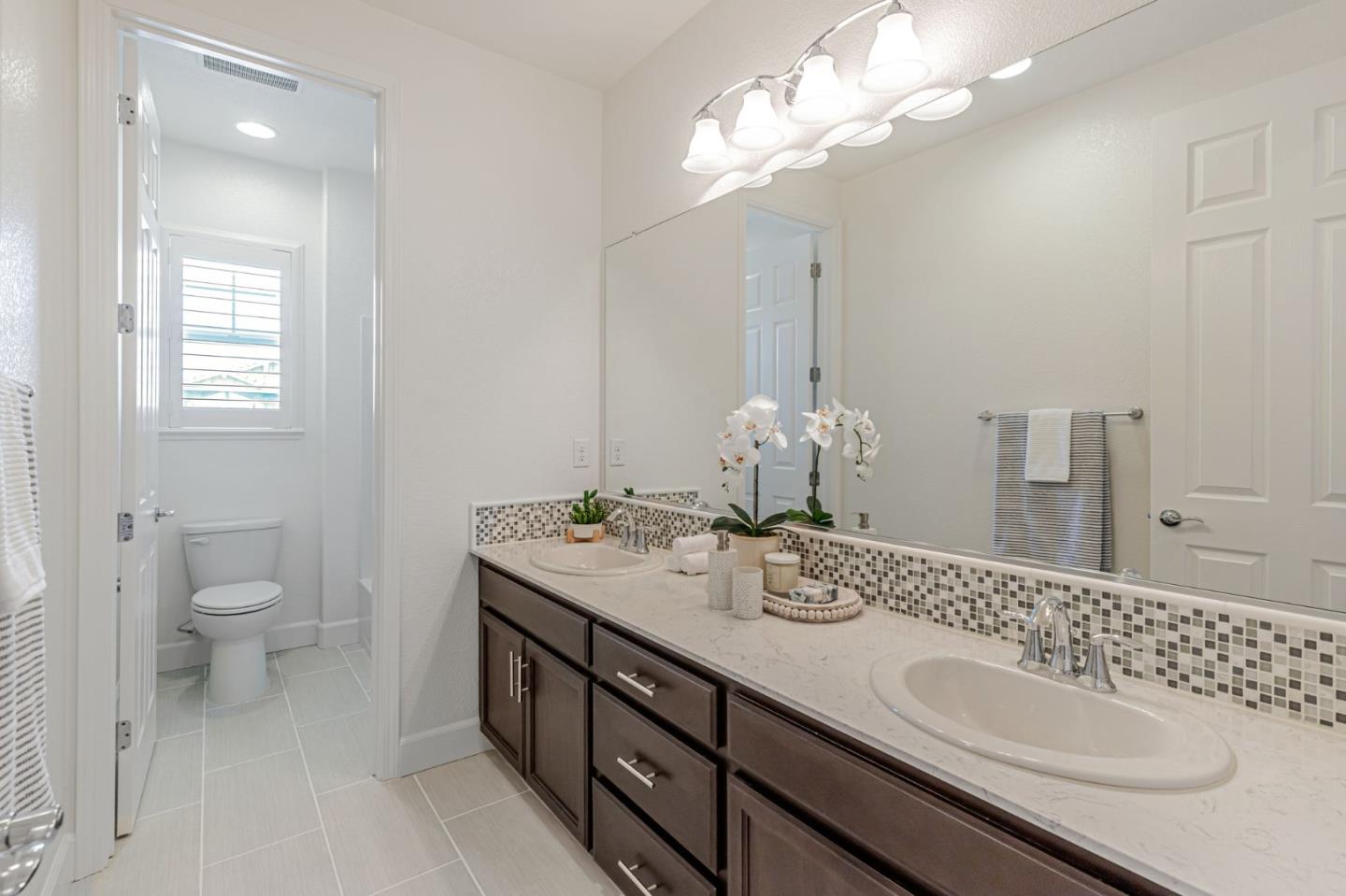 Detail Gallery Image 30 of 44 For 1188 Viognier Way, Gilroy,  CA 95020 - 4 Beds | 3 Baths