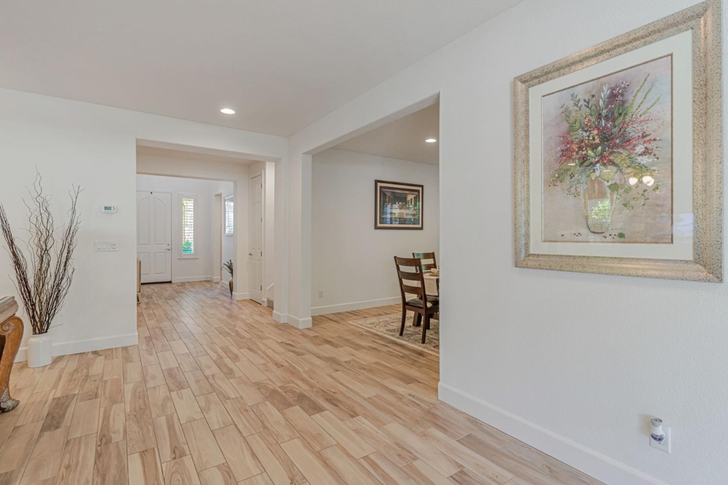 Detail Gallery Image 5 of 44 For 1188 Viognier Way, Gilroy,  CA 95020 - 4 Beds | 3 Baths