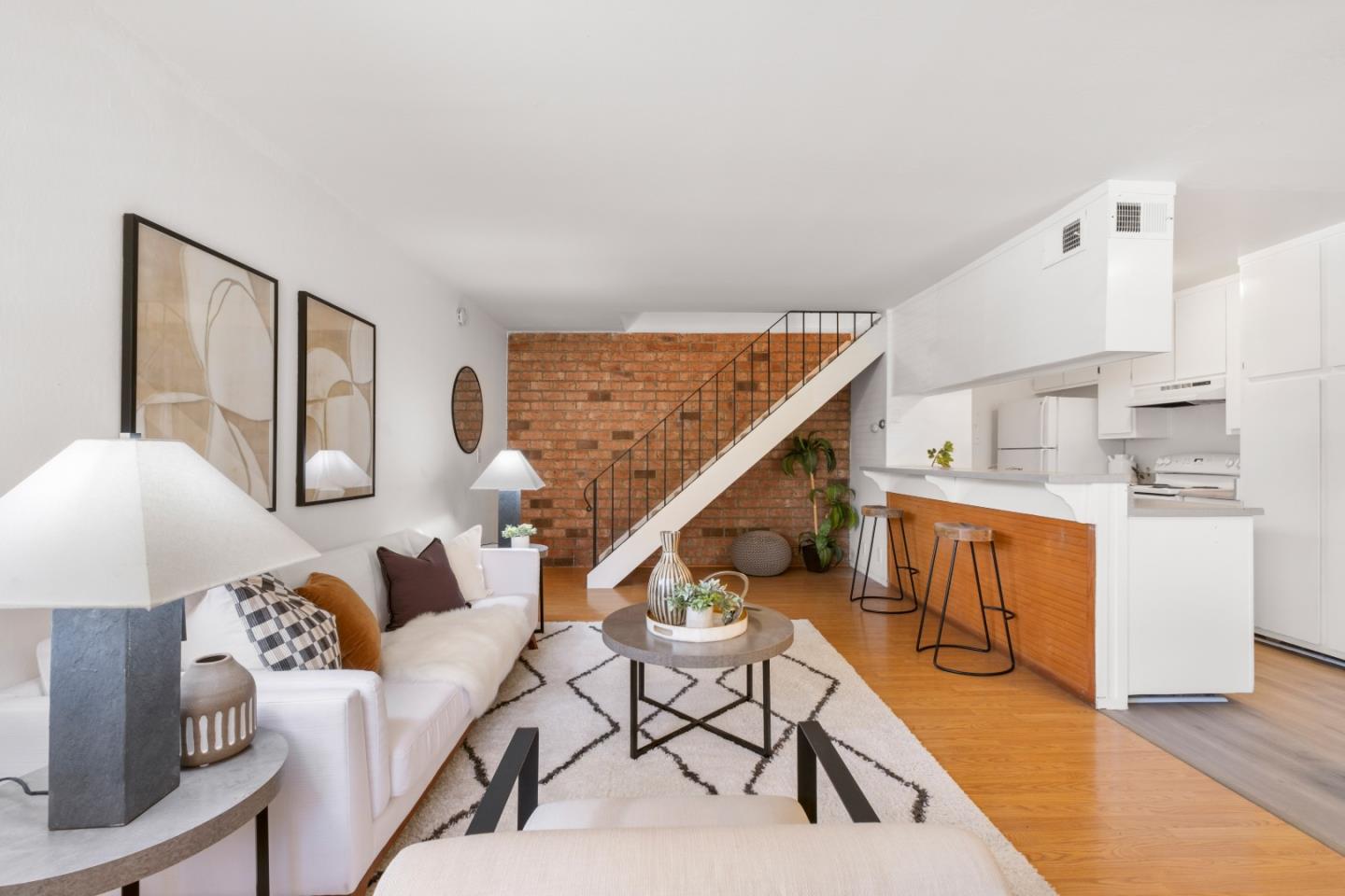 Detail Gallery Image 10 of 42 For 860 Wyman Way #2,  San Jose,  CA 95133 - 2 Beds | 1 Baths