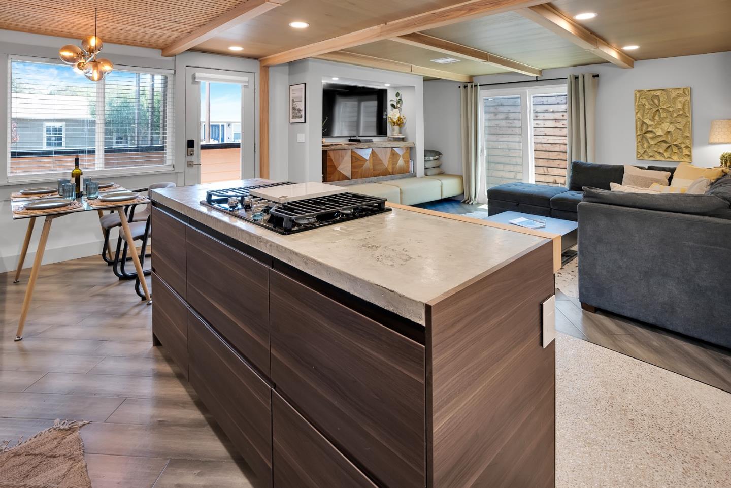 Detail Gallery Image 10 of 52 For 2395 Delaware Ave #141,  Santa Cruz,  CA 95060 - 2 Beds | 2 Baths