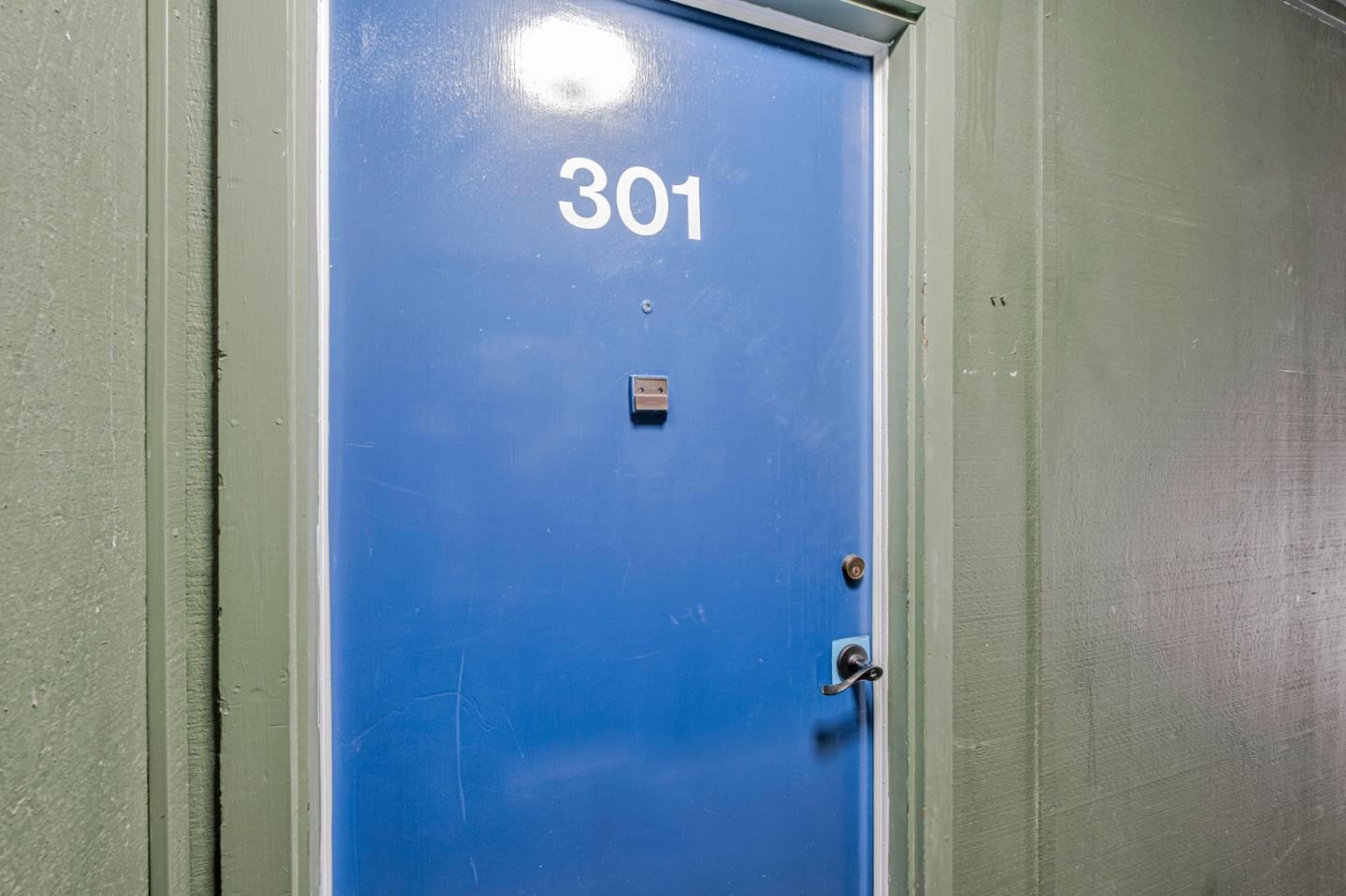 Detail Gallery Image 19 of 32 For 2700 Le Conte Ave #301,  Berkeley,  CA 94709 - 1 Beds | 1 Baths