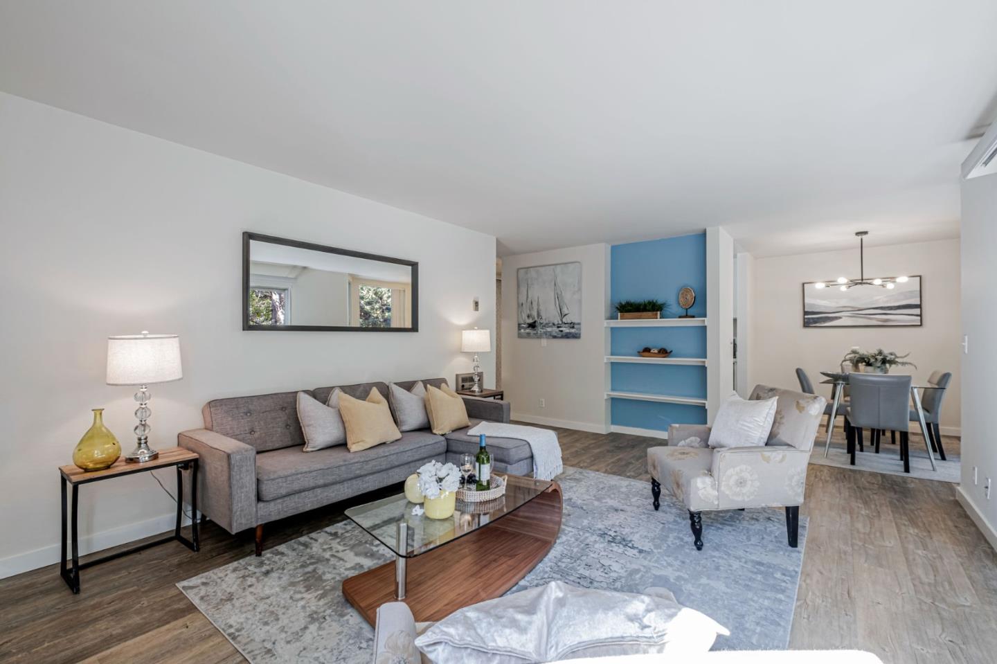 Detail Gallery Image 4 of 32 For 2700 Le Conte Ave #301,  Berkeley,  CA 94709 - 1 Beds | 1 Baths