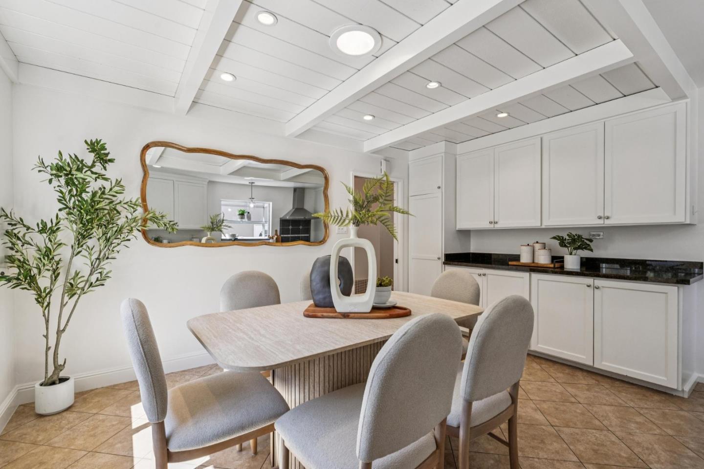 Detail Gallery Image 15 of 38 For 864 Vista Grande, Millbrae,  CA 94030 - 3 Beds | 2 Baths