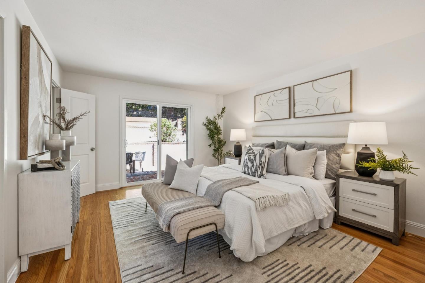 Detail Gallery Image 16 of 38 For 864 Vista Grande, Millbrae,  CA 94030 - 3 Beds | 2 Baths