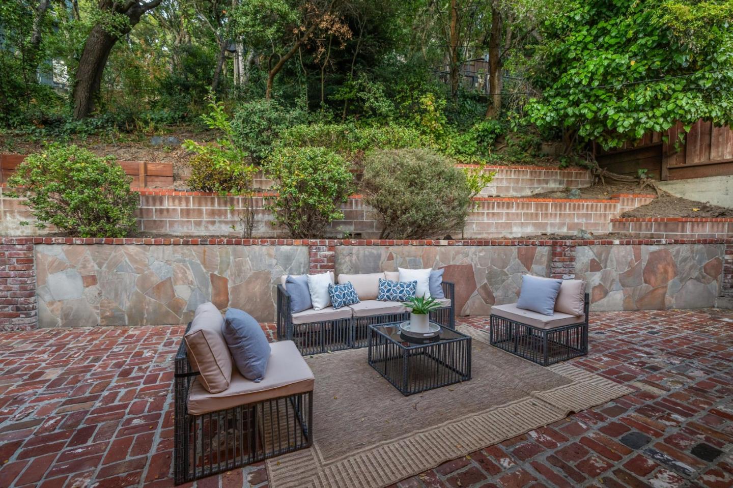 Detail Gallery Image 35 of 38 For 864 Vista Grande, Millbrae,  CA 94030 - 3 Beds | 2 Baths