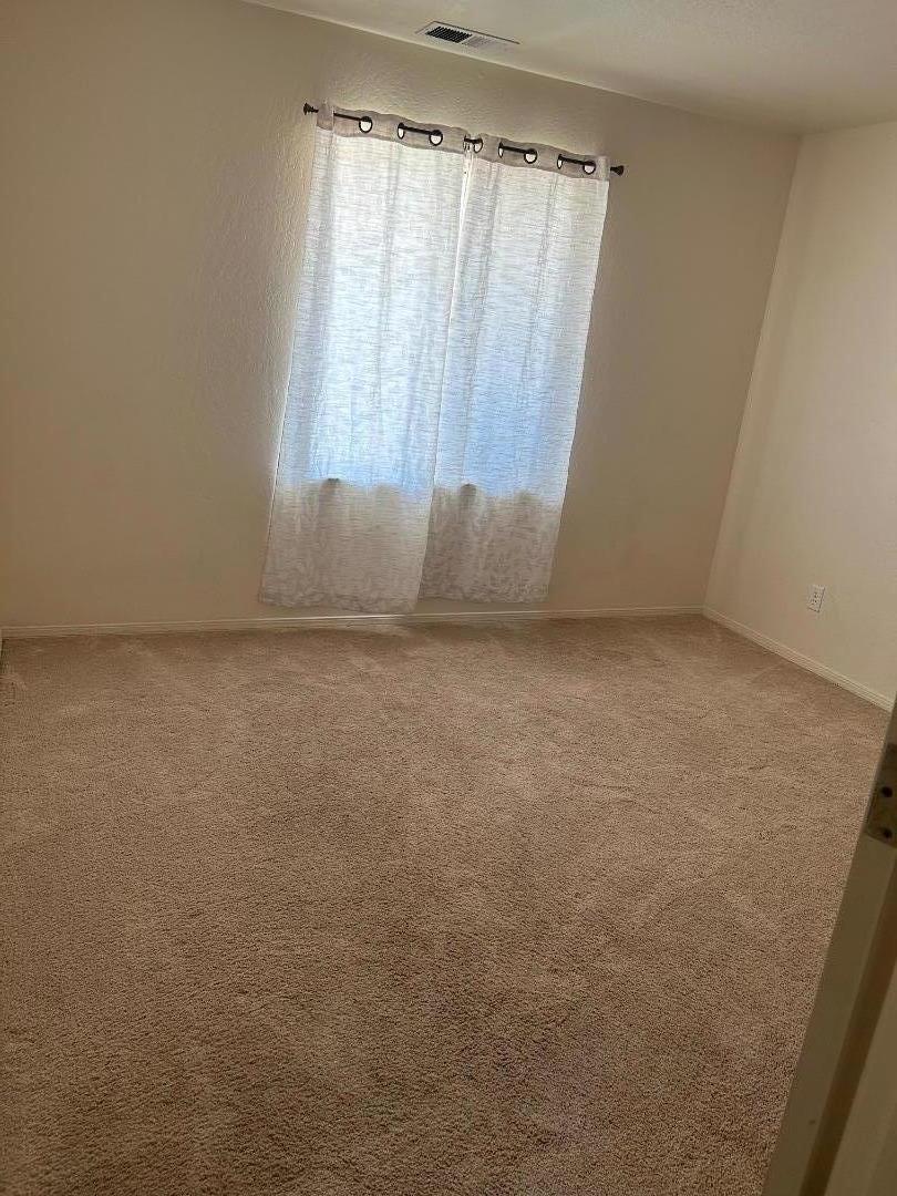 Detail Gallery Image 9 of 24 For 614 Apple Ave, Greenfield,  CA 93927 - 3 Beds | 2 Baths