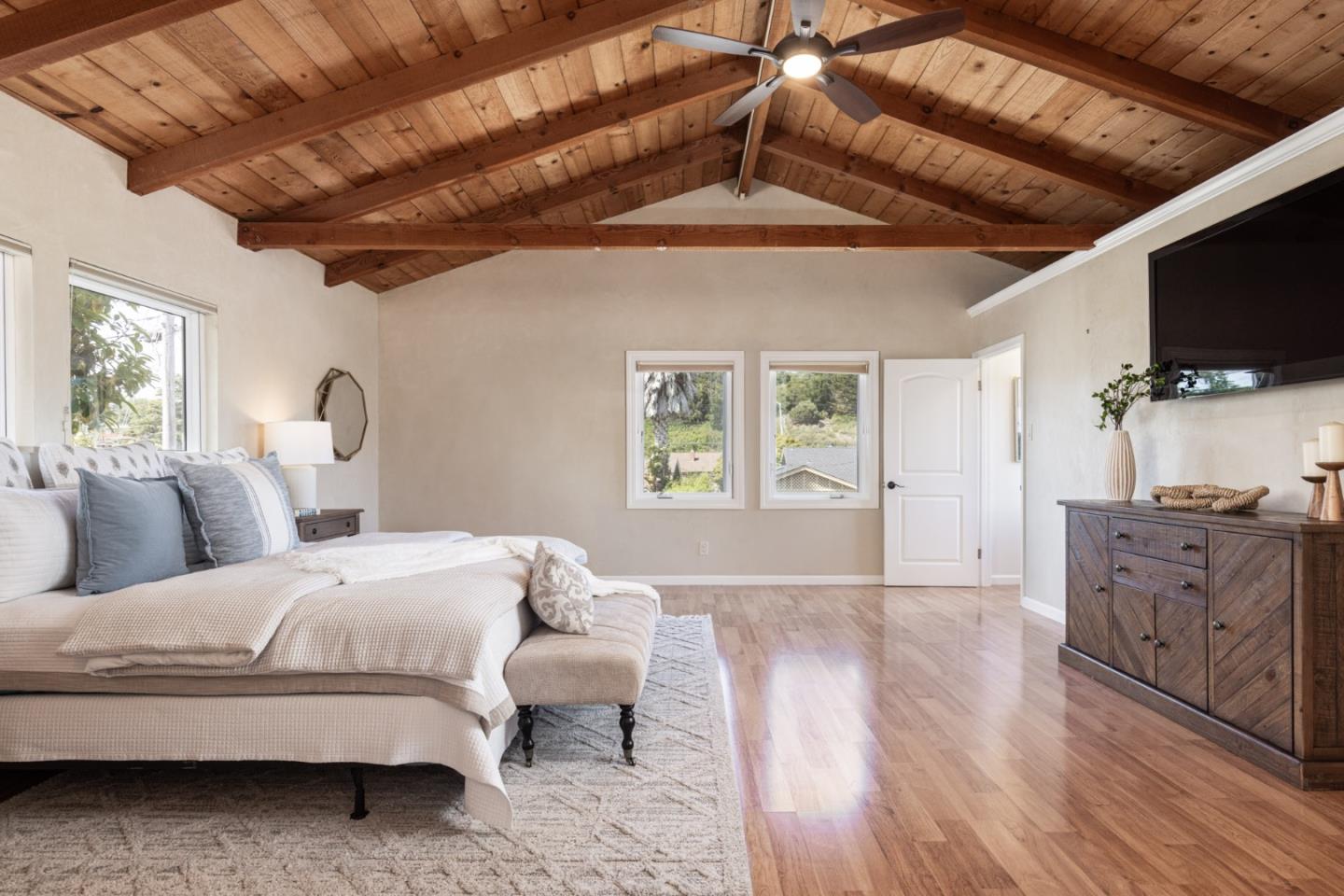 Detail Gallery Image 16 of 19 For 3284 Sycamore Pl, Carmel,  CA 93923 - 4 Beds | 3 Baths