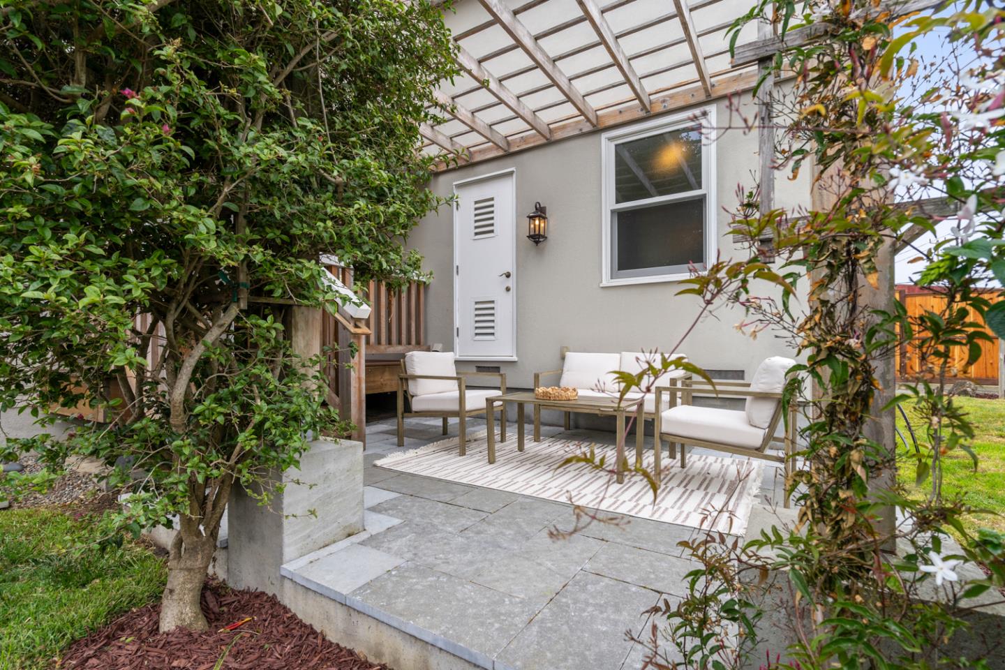 Detail Gallery Image 34 of 56 For 710 Hill Ave, South San Francisco,  CA 94080 - 3 Beds | 2 Baths
