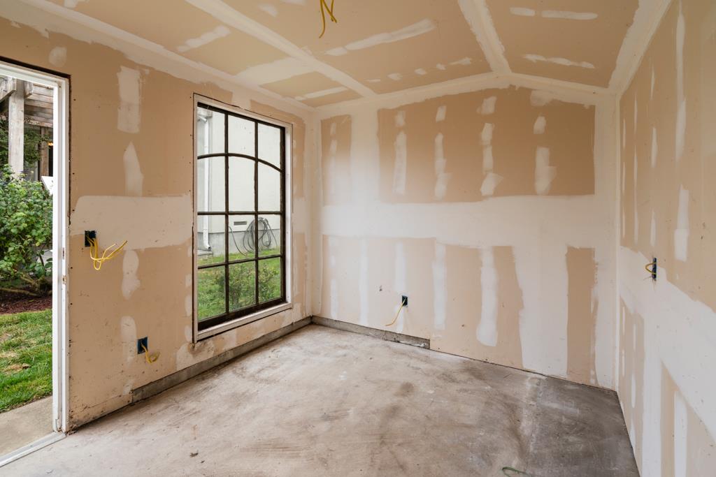Detail Gallery Image 43 of 56 For 710 Hill Ave, South San Francisco,  CA 94080 - 3 Beds | 2 Baths