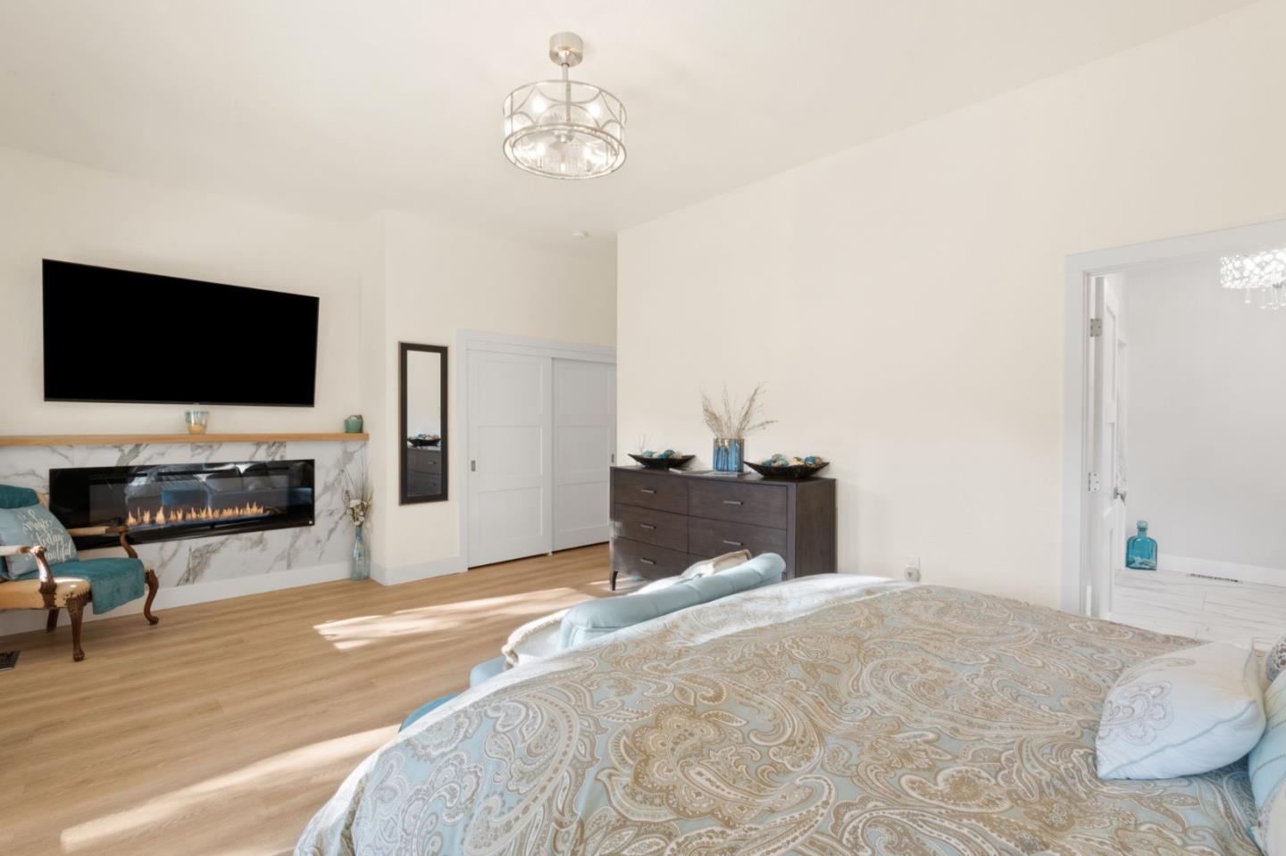 Detail Gallery Image 16 of 40 For 1185 Normandy Dr, Campbell,  CA 95008 - 4 Beds | 3/1 Baths