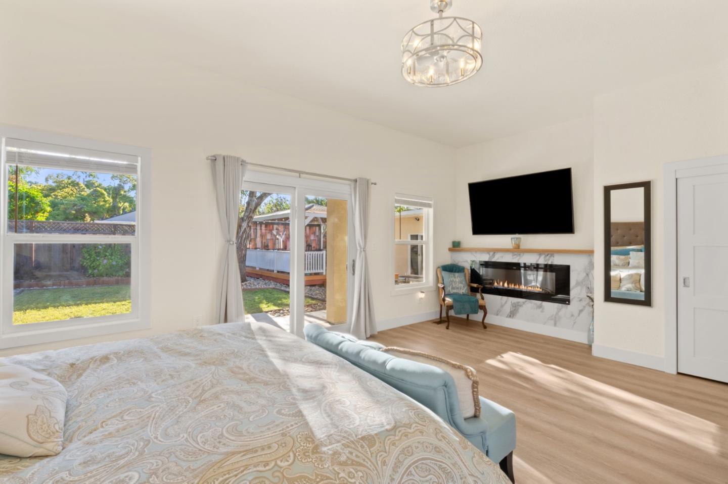 Detail Gallery Image 17 of 40 For 1185 Normandy Dr, Campbell,  CA 95008 - 4 Beds | 3/1 Baths