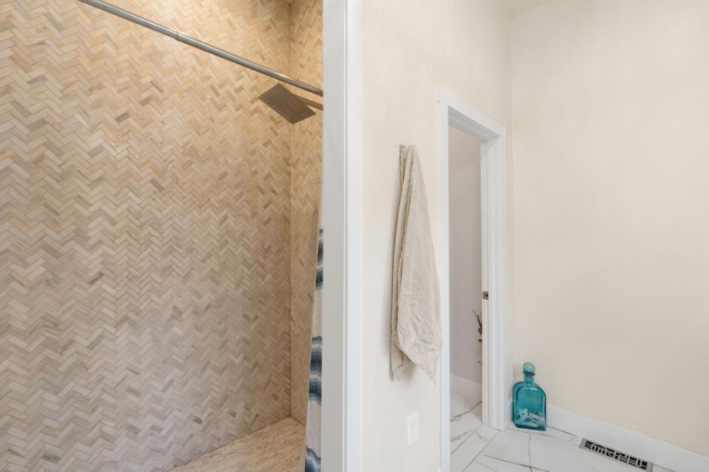 Detail Gallery Image 19 of 40 For 1185 Normandy Dr, Campbell,  CA 95008 - 4 Beds | 3/1 Baths