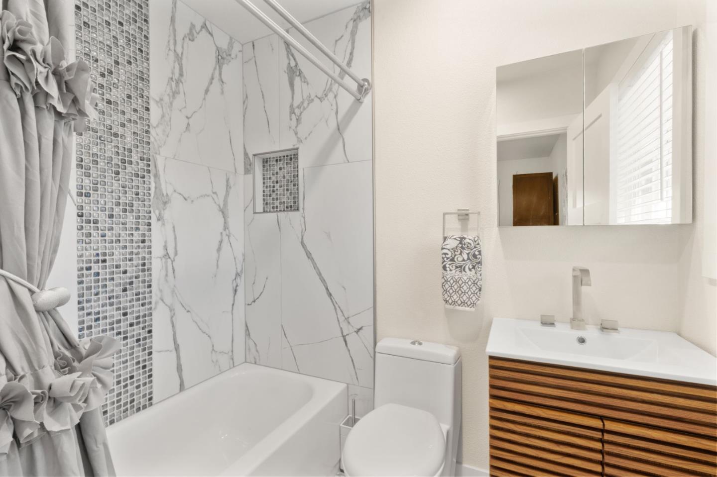 Detail Gallery Image 30 of 40 For 1185 Normandy Dr, Campbell,  CA 95008 - 4 Beds | 3/1 Baths