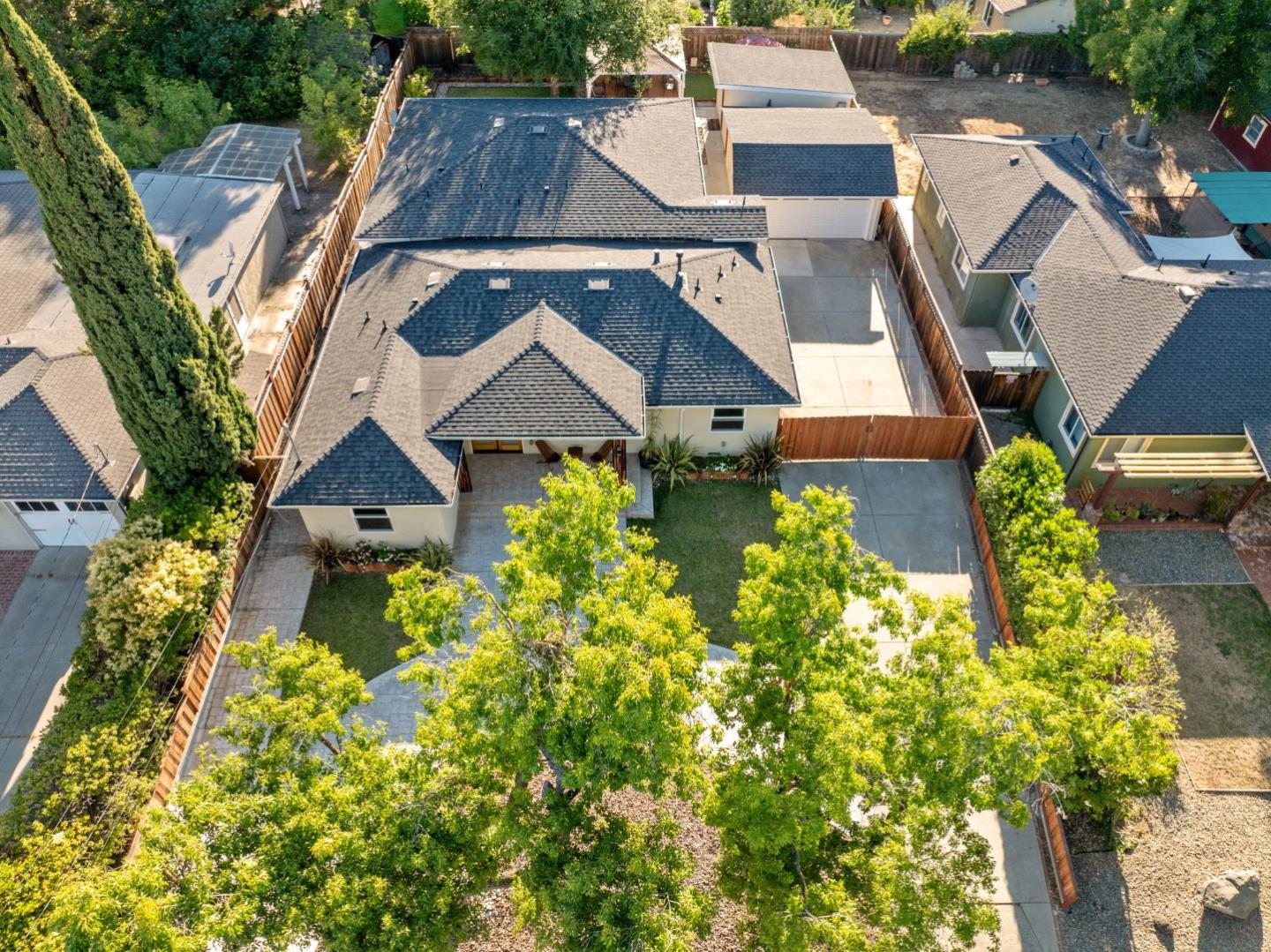 Detail Gallery Image 38 of 40 For 1185 Normandy Dr, Campbell,  CA 95008 - 4 Beds | 3/1 Baths