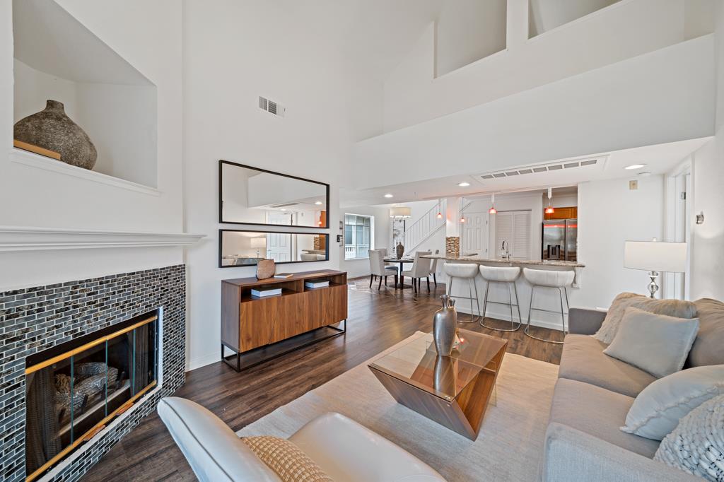 Detail Gallery Image 4 of 51 For 1400 El Camino Real #331,  South San Francisco,  CA 94080 - 2 Beds | 2 Baths