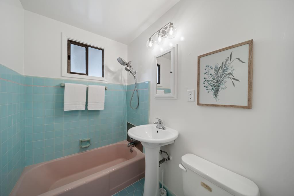 Detail Gallery Image 15 of 46 For 1293 Baywood Ave, South San Francisco,  CA 94080 - 2 Beds | 1 Baths