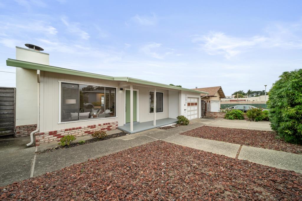 Detail Gallery Image 2 of 46 For 1293 Baywood Ave, South San Francisco,  CA 94080 - 2 Beds | 1 Baths